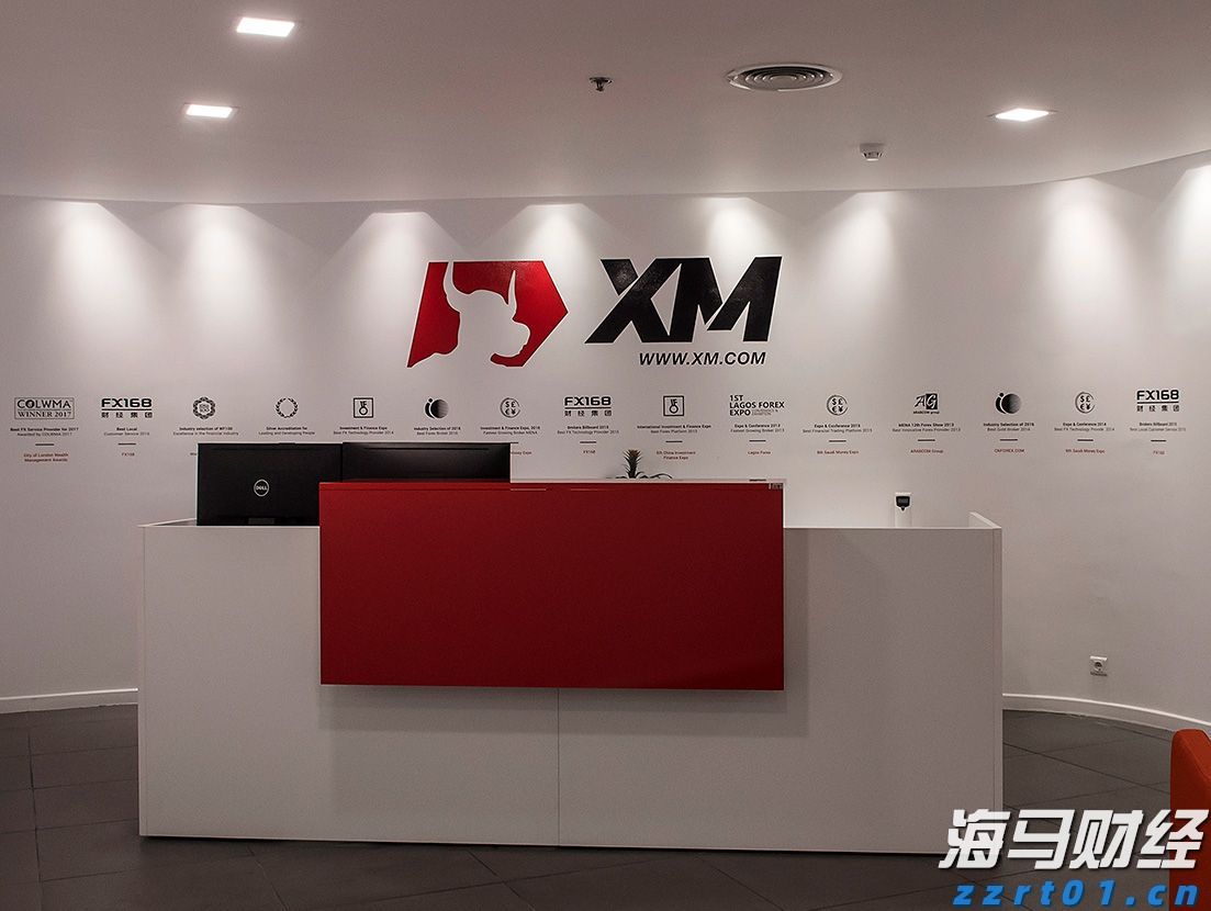 中信银行合肥政务区支行党支部积极开展高考暖心送考服务